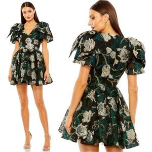 Mac Duggal 20721 Bow Shoulder Brocade V-Neck Mini Dress Size 6 NWT Emerald Multi